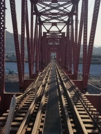 上田電鉄　落ちた赤い橋